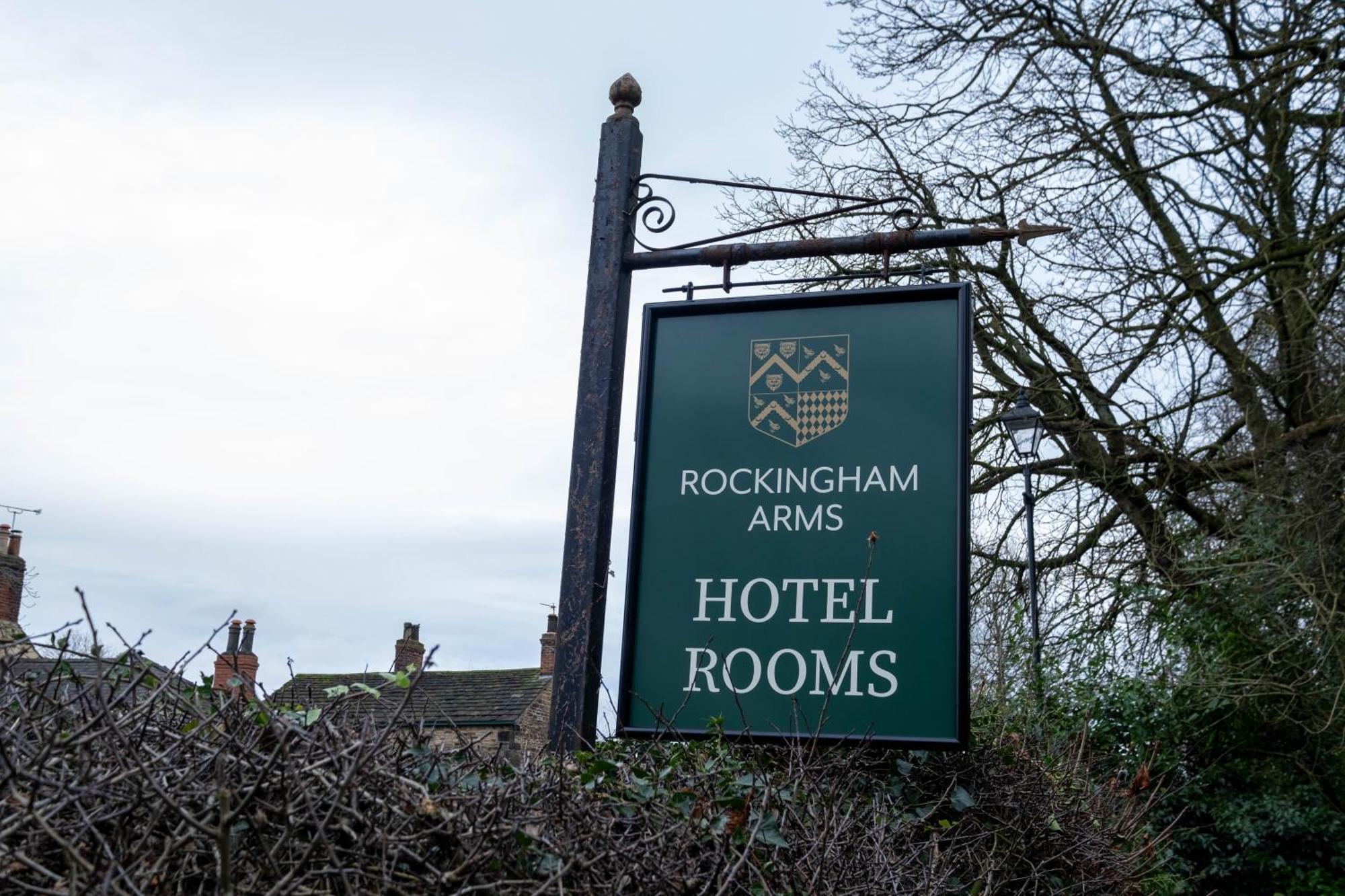 Rockingham Arms By Greene King Inns Wentworth  Zewnętrze zdjęcie