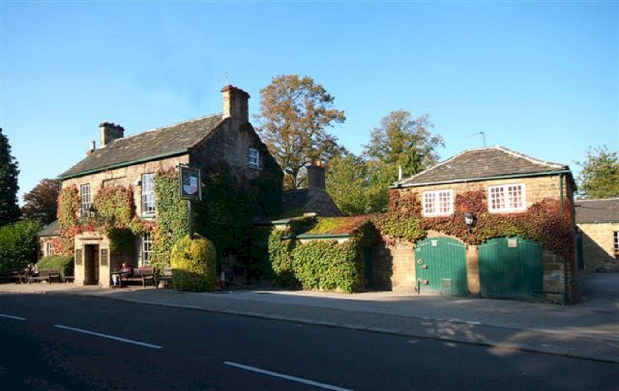 Rockingham Arms By Greene King Inns Wentworth  Zewnętrze zdjęcie